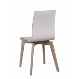Gracy stol i hvid laminat med ben i hvidpigmenteret egetræ set bagfra