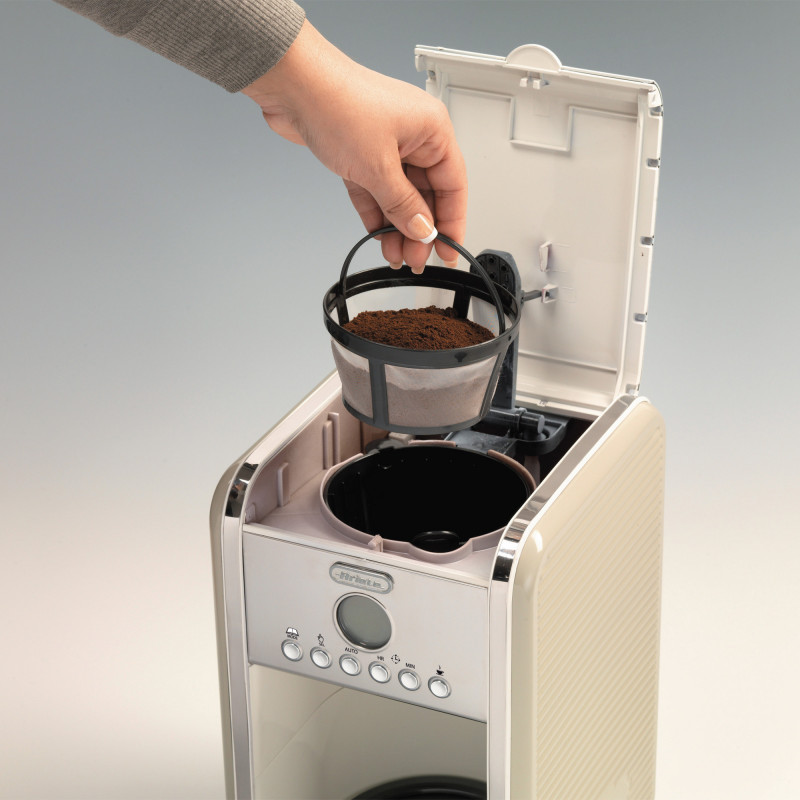 Vintage Filterkaffemaskinen, fra Ariete i beige kan brygge 4-12 kopper